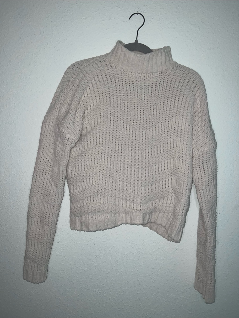 moon & madison Cream Turtleneck Chunky Knit Sweater